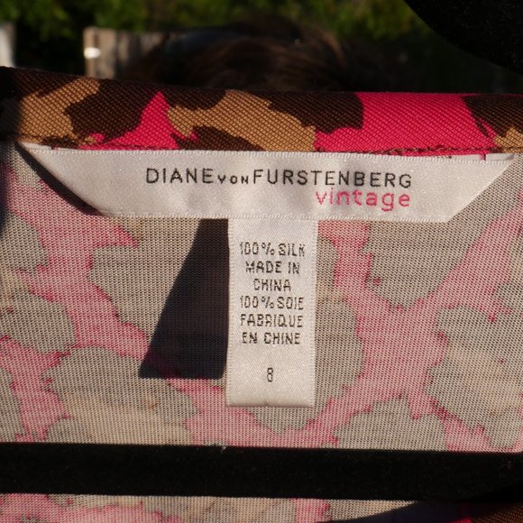Diane Von Furstenberg Vintage Wrap Dress - Picture 4 of 4